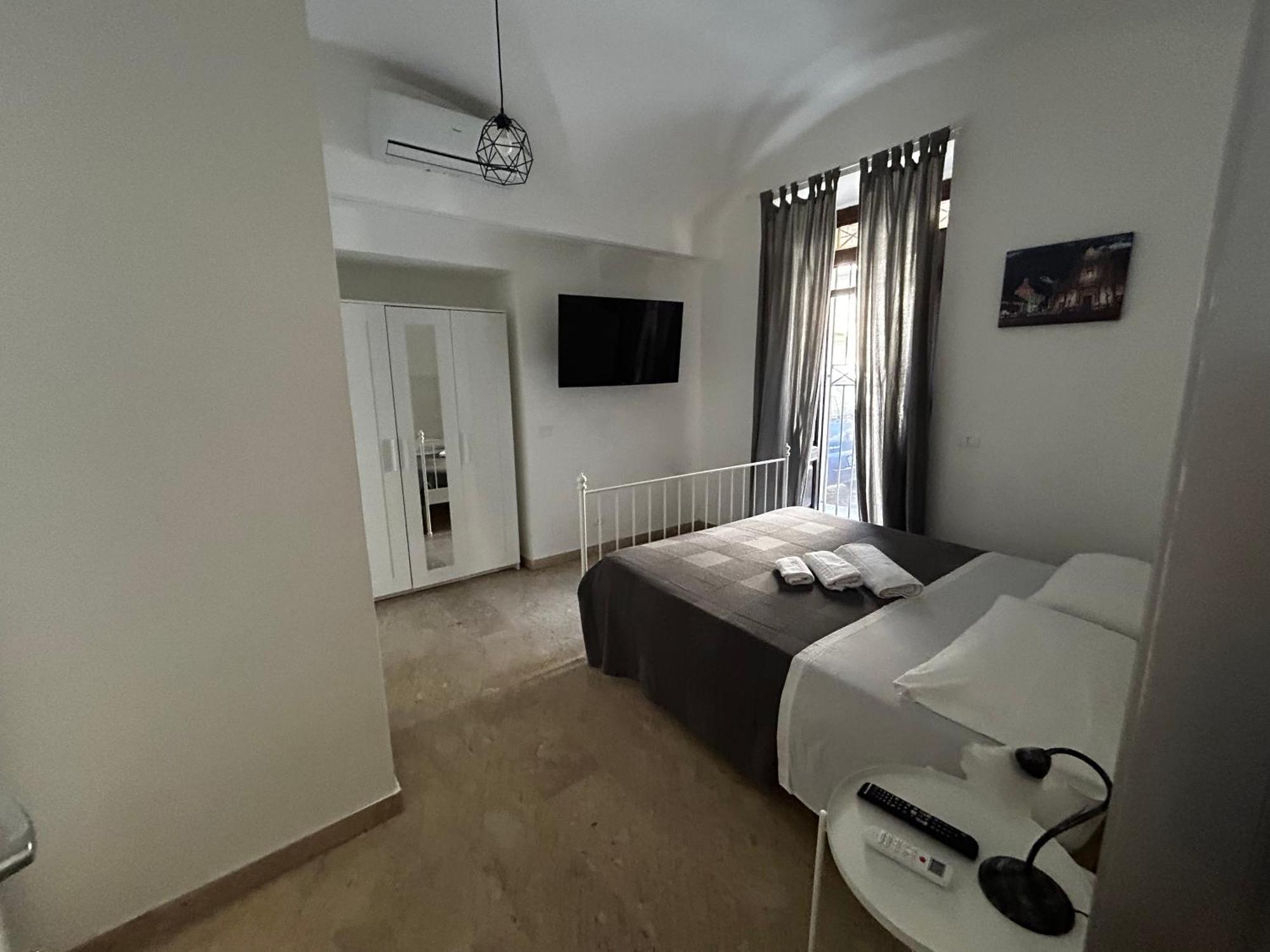 Апартаменти G House 100 Катанія Екстер'єр фото